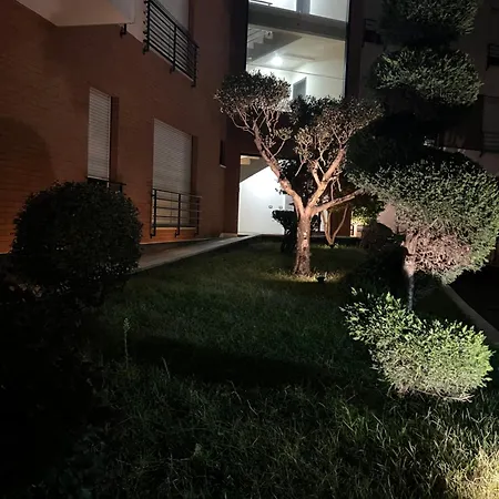 Apartman Nemis In The Centre Of Four Free Parking Tirana