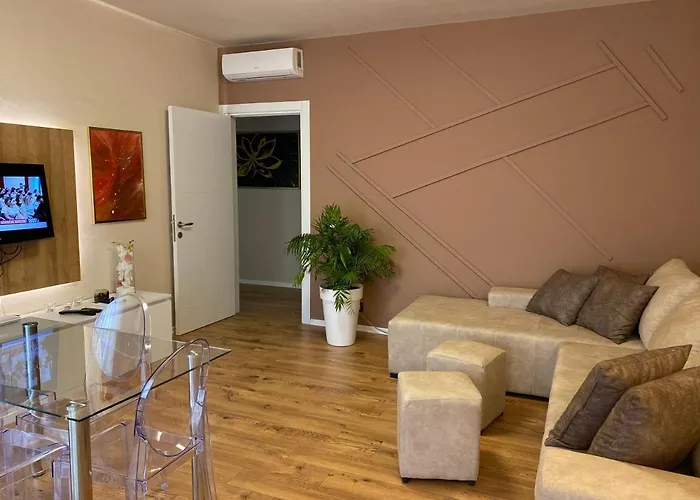 Nemis In The Centre Of Four Free Parking