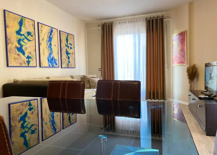 Nemis In The Centre Of Four Free Parking Appartement Tirana