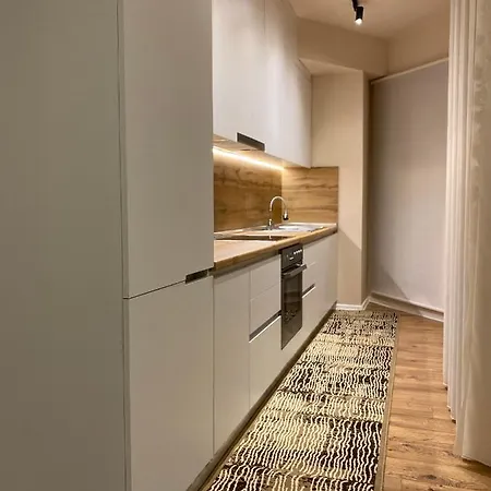 Nemis In The Centre Of Four Free Parking