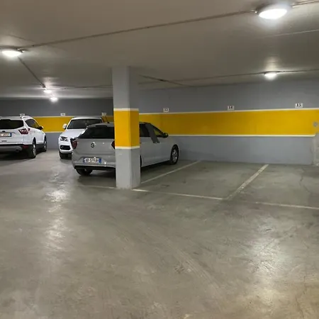 Nemis In The Centre Of Four Free Parking *