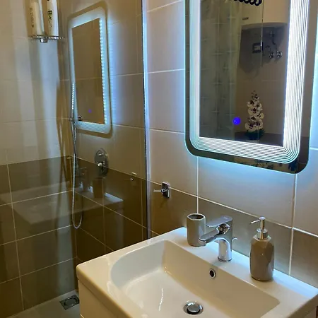 Nemis In The Centre Of Four Free Parking