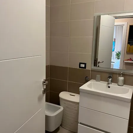 Apartamento Nemis In The Centre Of Four Free Parking Tirana