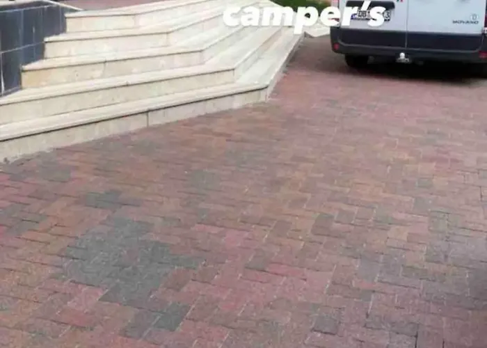 Nemis In The Centre Of Four Free Parking Тирана